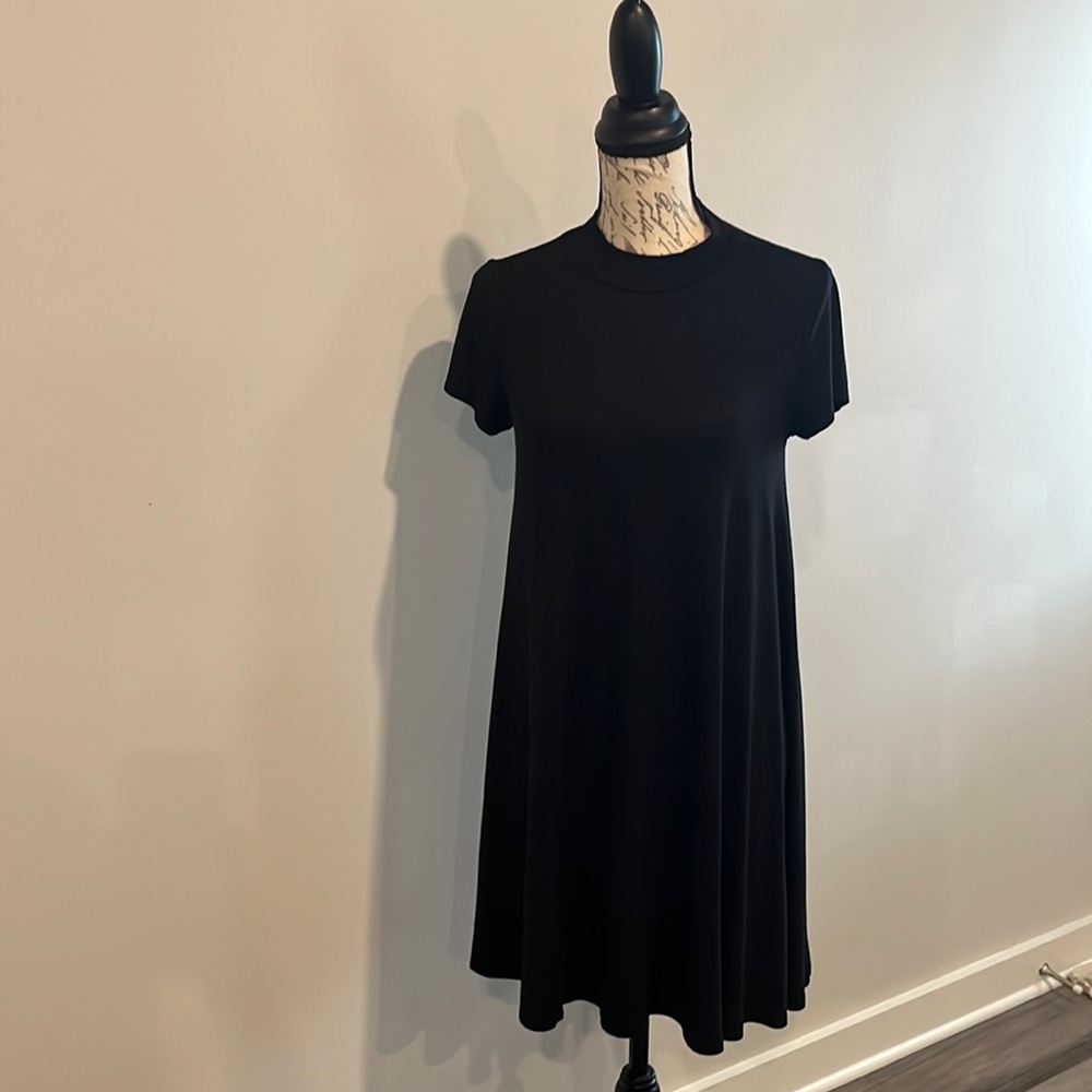 Beautiful midi black dress
